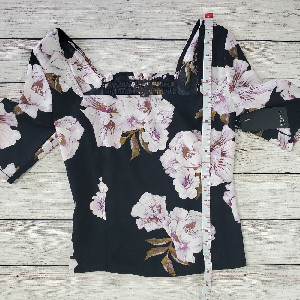Free Press NWT floral top square neck, smocked, XS - Picture 4 of 8